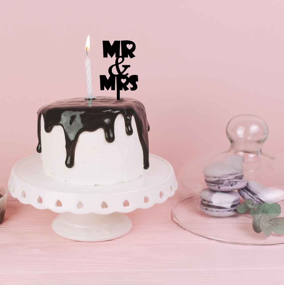 Cake Topper - Mr & Mrs 01