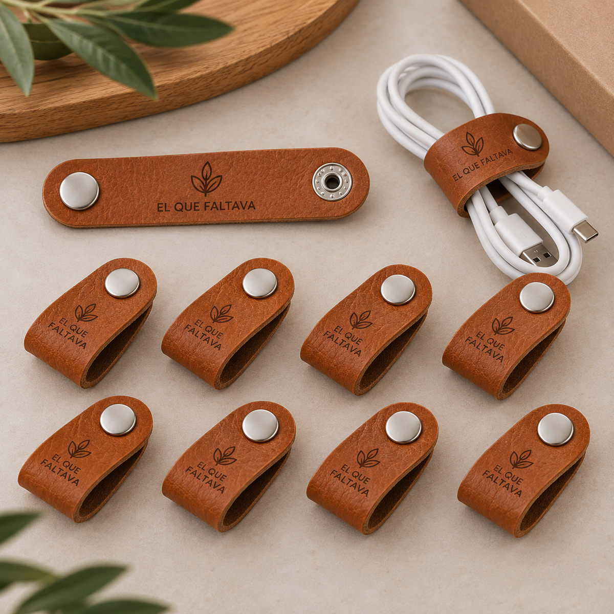 Organizador de Cables de Cuero